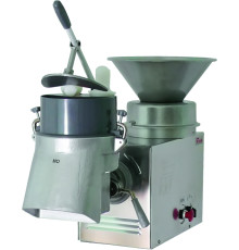 МАШИНА КУХОННАЯ УНИВЕРС. УКМ-11 (ОМ-300)