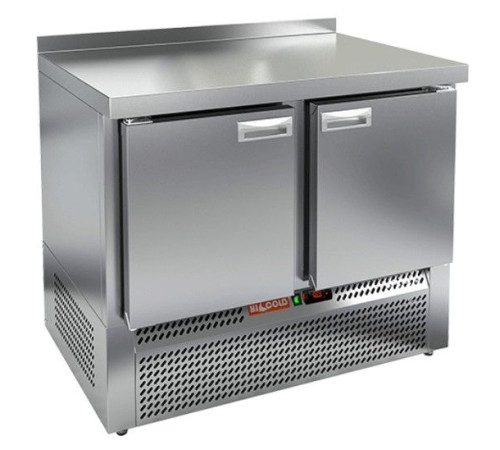 GNE 11/BT стол охл.(-10-18), 2 двери, 1000х700х850мм, ниж.распол.агрегата, HICOLD RUS