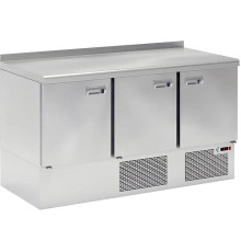 Стол холодильный LARK GNE 111/TN без борта