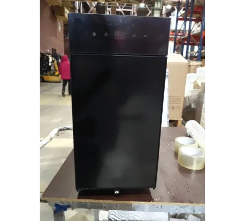 S01_Холодильник для молока Bravilor Bonamat 7.270.633.201