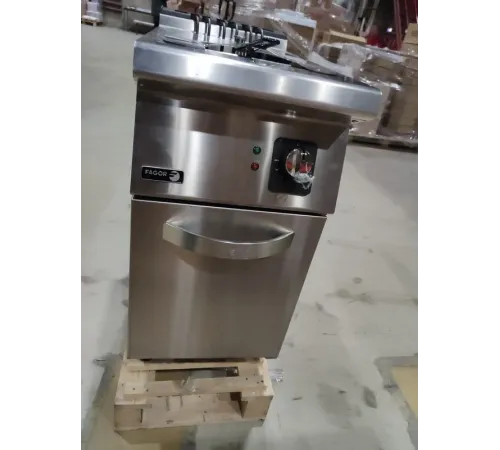 S01_Фритюрница FAGOR F-E7115, электрическая